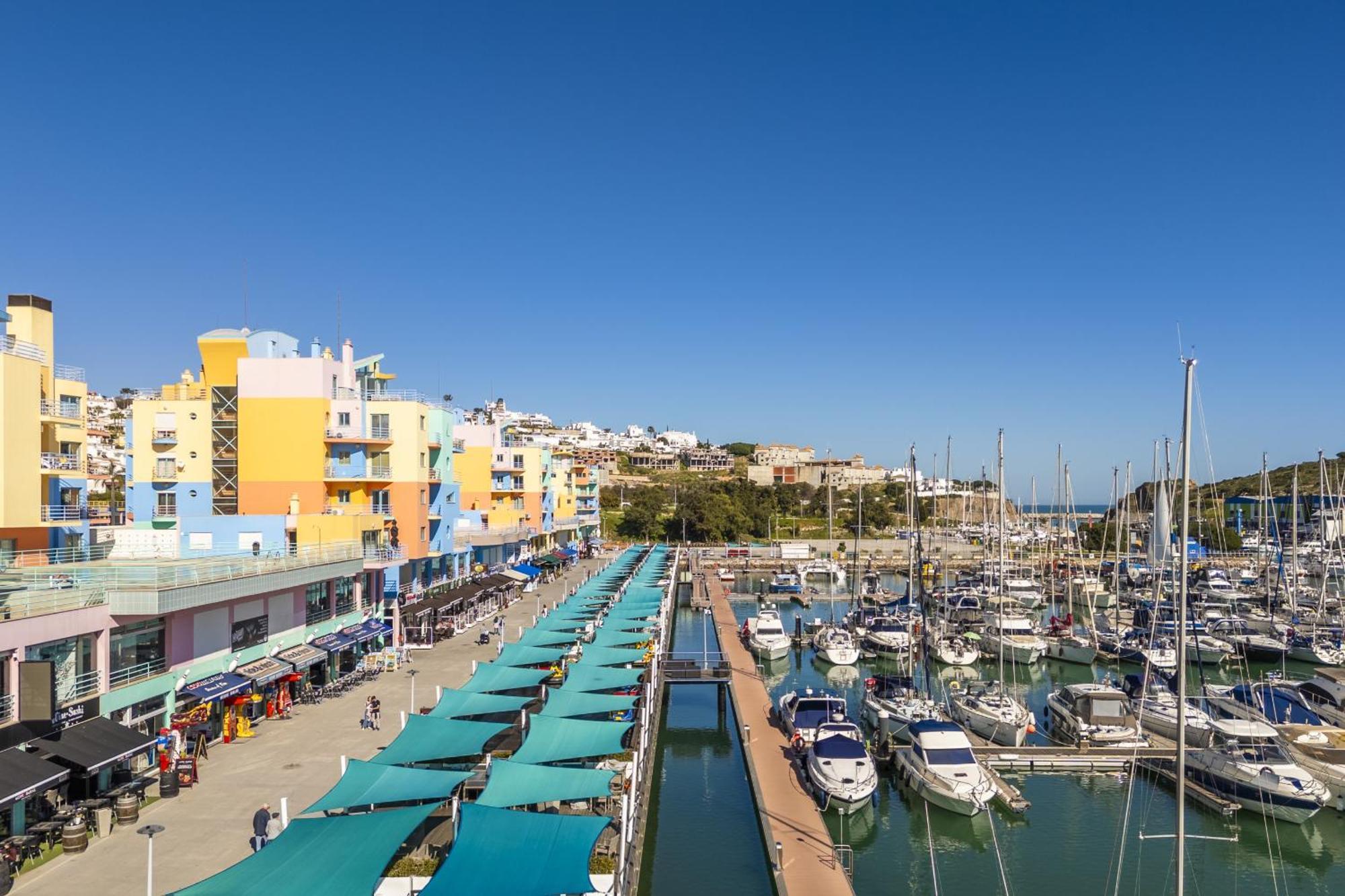 Marina Breeze With Pool - 900m From The Apartment Albufeira