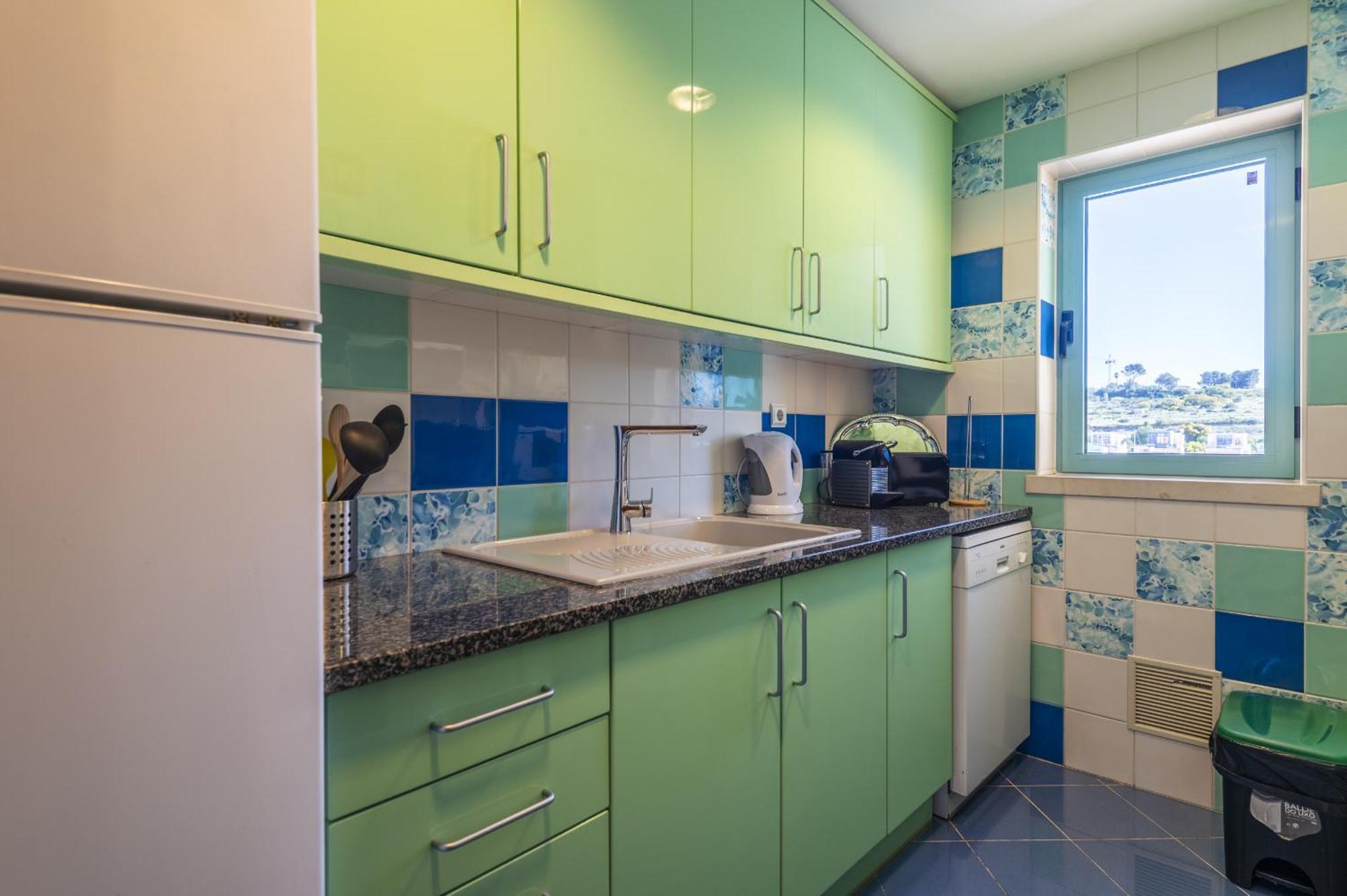Apartament Marina Breeze With Pool - 900m From The *